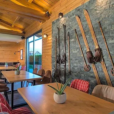 Cornelia Deluxe Residence, A31 Eleshnitsa